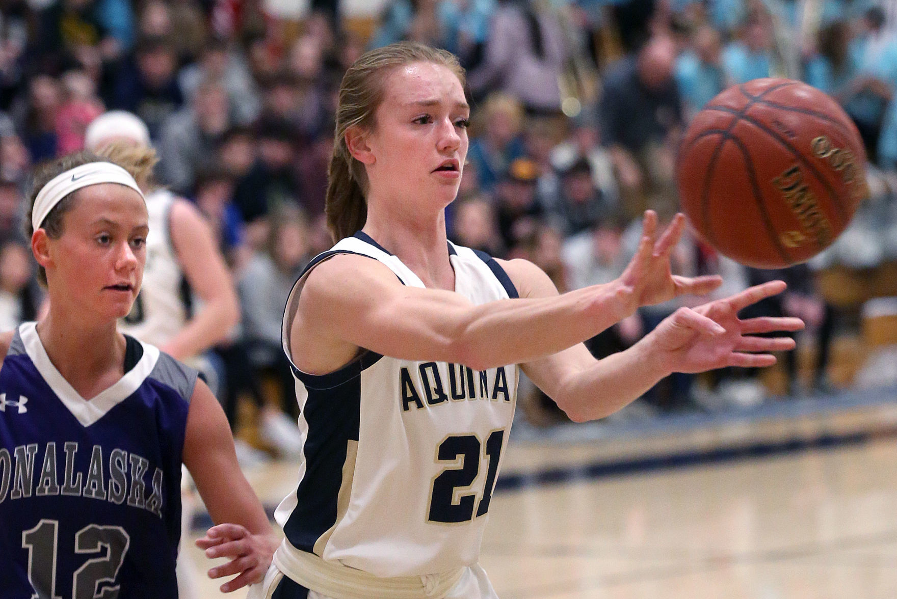January 30: Onalaska vs. Aquinas